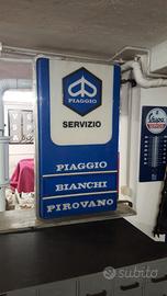 Insegna luminosa bifacciale Piaggio servizio