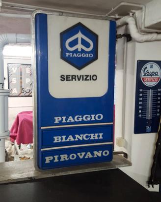 Insegna luminosa bifacciale Piaggio servizio