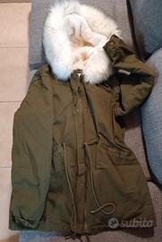 Parka con pellicciotto bianco 