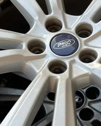 Cerchi in lega 17 ford kuga 2024