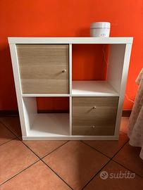 Mobiletto/Libreria a cubi