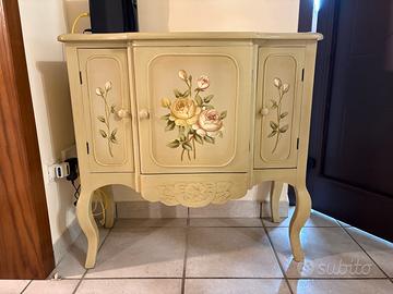 Credenza/ mobile buffet in stile shabby chic