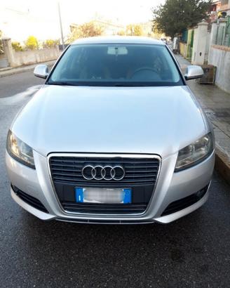Audi A3 1600 tdi 90 cv