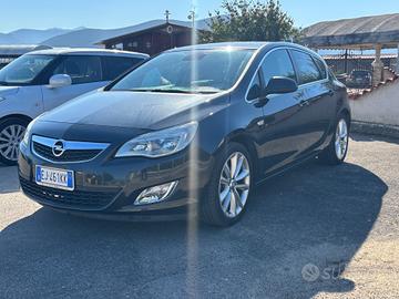 Opel Astra 1.4 Turbo 140CV 5 porte Cosmo