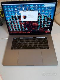 MacBook touch bar  15 pollici 2017  i7