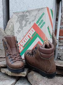 Scarponi da montagna vintage n.39 – Scarpa