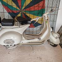 Piaggio Vespa 125 (VN) - 1956