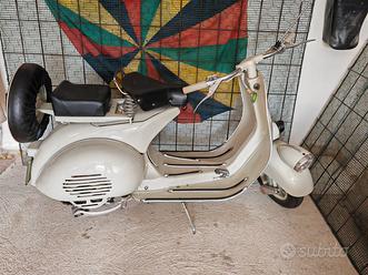 Vespa faro basso Vendita in Motori in Marche