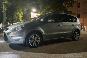 Ford s max 2012