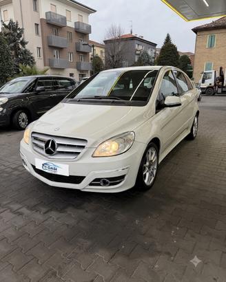 Mercedes Classe B 200 automatica
