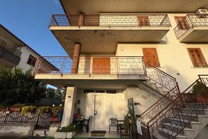 Villa Bifamiliare 240mq
