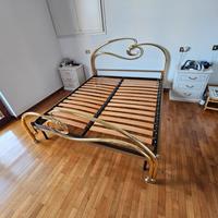 Letto matrimoniale in ottone come nuovo 