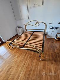 Letto matrimoniale in ottone come nuovo 