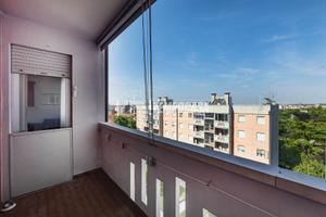 Appartamento di cinque locali luminoso, al settimo