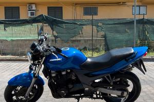 Kawasaki ZR-7 750 del 2000 Blu Chiaro – Naked.