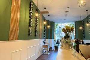 Bar enoteca in pieno centro