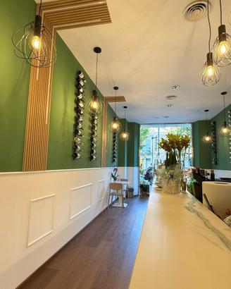 Bar enoteca in pieno centro