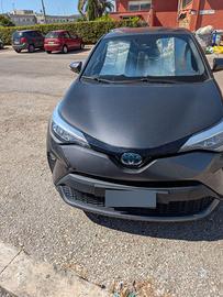 Toyota C-HR 1.8 Active Ibrida
