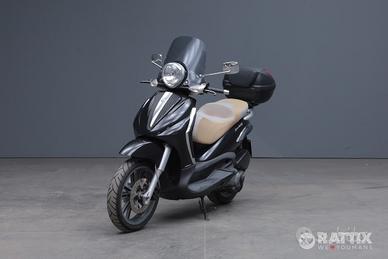 PIAGGIO Beverly Tourer 300