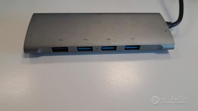 Hub USB-C multifunzione 10 in 1 