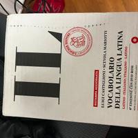 dizionario di latino con cd