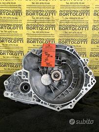 OPEL ZAFIRA cambio usato Z16XE