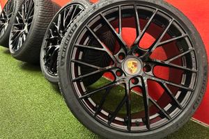 Cerchi Porsche 992 992.2 Est 245 35 20 - 305 30 21