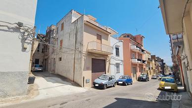 Castelvetrano casa ind. + garage