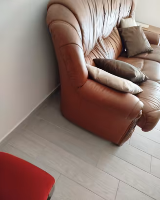 divano letto in pelle