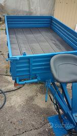 Carro trazionato per motocoltivatore-motoagricola