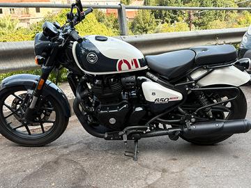 Royal Enfield shotgun 650