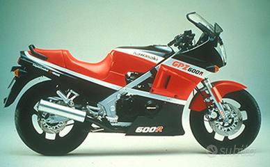 KAWASAKI GPZ 600 R ricambi vari