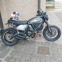 Ducati scrambler night shift