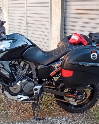 Transalp 700