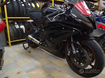 Yamaha R6 2010 pista