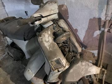 RICAMBI+MOTORE  X PIAGGIO VESPA 125 COSA -VLR1M
