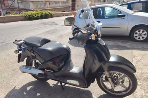 Aprilia Scarabeo 150 anno 2000