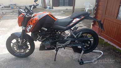 kTM Duke 125