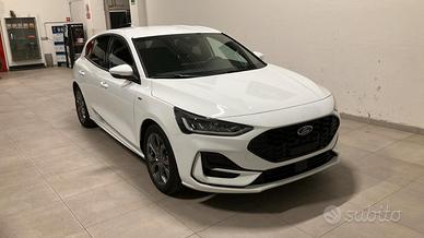 focus st line x 