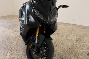 Yamaha T-max tech max 2023
