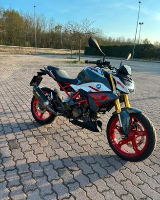 BMW G310R