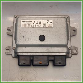 Centralina Motore Iniezione ECU Hitachi 00304304