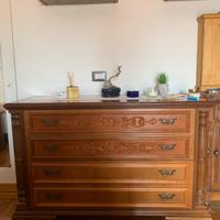 Elegante Mobile cassettone