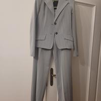 completo  donna elegante 