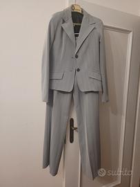 completo  donna elegante 