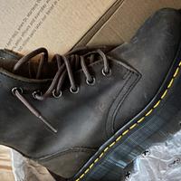stivali dr martens