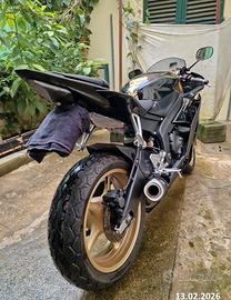 Moto Yamaha R6 600cc