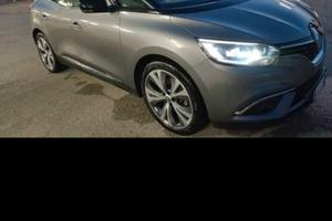 Renault Scenic intense 1.7 diesel 