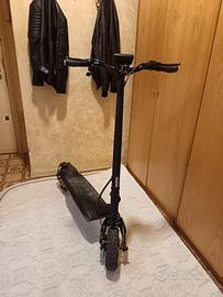 monopattino elettrico doppio motore 