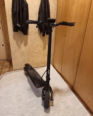 monopattino elettrico doppio motore 